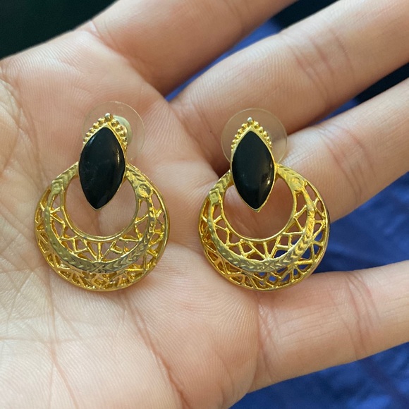 🖤Vintage gold enameled earrings - Picture 4 of 12